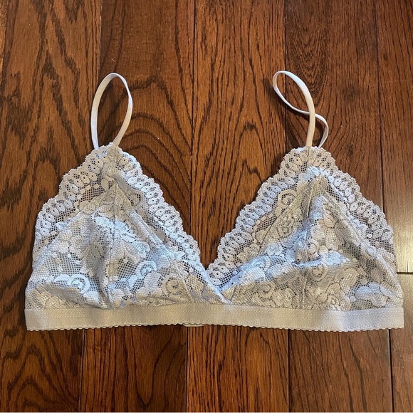 Aritzia Talula Bralette - Picture 2 of 4